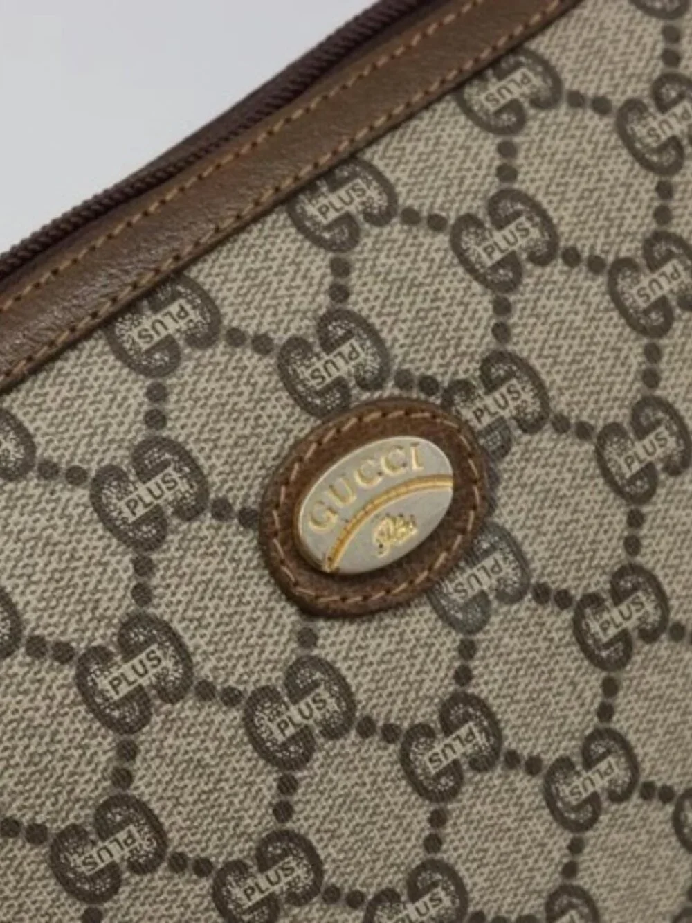 GUCCI GG Plus Supreme Shoulder Bag PVC Beige Gold Auth ka3460